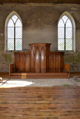 Cahans Presbyterian Church, Monaghan 08 - Pulpit